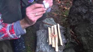 BUSHCRAFT FÜR ANFÄNGER  AUSRÜSTUNGS TIPPS TARP MESSER KLEIDUNG TECHNIKEN FEUER [upl. by Ttereve483]