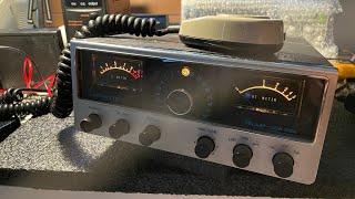 RetroFriday Lembra desse radio Tinha fonte própria AM e SSB e 23 canais Lafayette Telsat SSB 25 [upl. by Einnel]