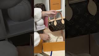 LOUIS VUITTON BAG UNBOXING  Louis Vuitton Neverfull BB Tote Bag in Monogram Canvas [upl. by Handler110]