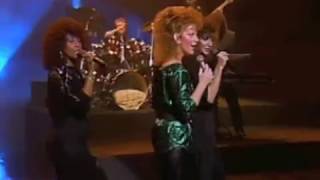 Reba McEntire — quotRespectquot — Live  1988 [upl. by Egamlat]