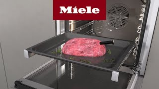 Miele Backofen H7XXX  Speisenthermometer verwenden [upl. by Etnoed]