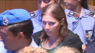 Italie  acquittée Amanda Knox peut rentrer chez elle [upl. by Cissiee]