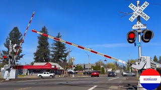 Railroad Crossing  SE Geary Street 1 Albany OR [upl. by Zawde]