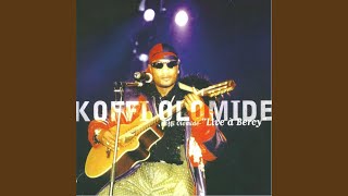 Entrée de Koffi Olomide Live [upl. by Inahet830]