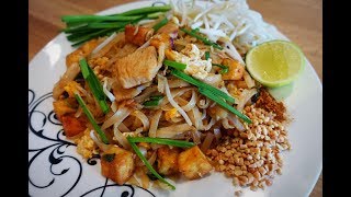 How to make Pad Thai Chicken ผัดไทยไก่ ผัดไทยอร่อย Pad Thai Chicken Recipecook with Gui [upl. by Ynnoj]