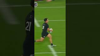 Amazing try from Kini Naholo allblacks rugby [upl. by Htelimay]