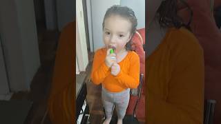 Perfume na boca 😂🤣 tiktok comedia comedy familia funny humor memes shorts short shortvideo [upl. by Pardner28]