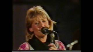 Gitte Haenning  Wie Himbeeren auf Eis live 1984 [upl. by Anasus467]