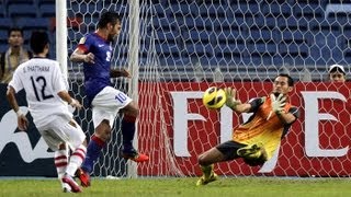 Laos vs Malaysia AFF Suzuki Cup 2012 [upl. by Aneleairam]