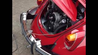 VW Beetle Aircooled 1776cc Engine installed wwwjonnysaircooledenginescom [upl. by Pizor78]