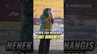 Nenek Tua Menangis Di Atas Panggung [upl. by Gilus]