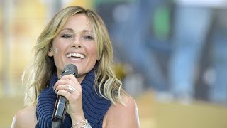 Helene Fischer  Atemlos  Live von der Stadion Tour 2018 [upl. by Erma162]