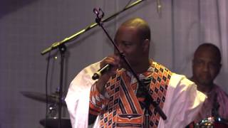 Sekouba Bambino LIVE in Seattle WA quot Kouma Autorail quot [upl. by Otilegna405]