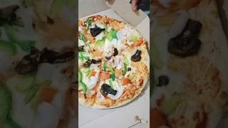 ఫస్ట్ టైం పిజ్జా తిన్న దీని టేస్ట్ అబ్బోfood pizza [upl. by Boyden]