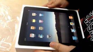 Apple iPad Launch and Unboxing  Original iPad  Apple Store Alderwood Mall [upl. by Llewellyn]