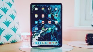 iPad Pro 2018 Review  A Teachers View [upl. by Coheman]