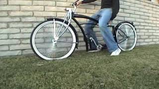 Lowrider Bike Bicycle Air hydraulic Suspension 26quot Beach Cruiser [upl. by Lucania632]