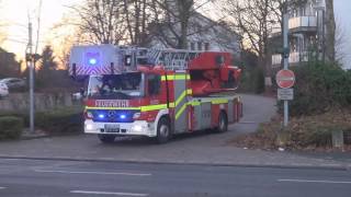 Löschzug Feuerwehr CastropRauxel neue DLK BeklebungReserveELW [upl. by Anilatac]