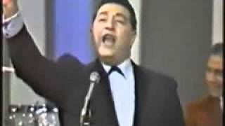 Las Vegas Woman LOUIS PRIMA  The Dean Martin show 1965 [upl. by Lord]