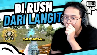 SIAPA SANGKA DIRUSH MUSUH DARI LANGIT  SOLO VS SQUAD HAMPIR GAGAL  pubgmobile [upl. by Yrrum]