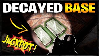 Solo Raiding Decayed Bases for Jackpot Loot  Rust 33 [upl. by Earised]