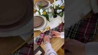 Cómo DECORAR LA MESA para la CENA NAVIDEÑA  ✨Aquí les comparto como uso las mismas decoraciones 🎄 [upl. by Aicercul]