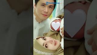 Syahrini Unggah Foto Terbaru Bayinya di Kamar Kondisi Tubuh Sang Bayi Disorot Jadi Gemoy [upl. by Ainotahs23]