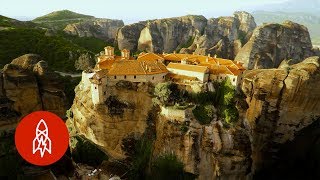 Meteora los monasterios griegos suspendidos en el cielo [upl. by Gerrie]