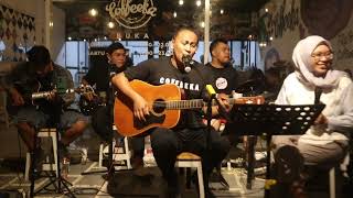 KARMA LIVE COVER CAFEEKA KARANGAMPEL [upl. by Home]