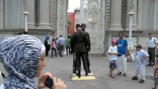 Istanbul Turkey Dolmabahce Palace Guards Changing Долмабахче караул [upl. by Eenet]