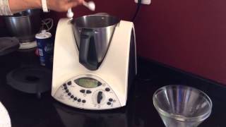 Pâte a beignet au Thermomix [upl. by Nojel]