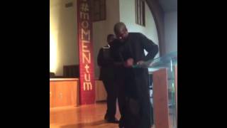 Praise moment with Pastor Lamar Simmons [upl. by Eshman]