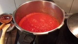 Salsa de tomate casera para conservar [upl. by Arraic]