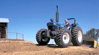 NEW HOLLAND TS6125 Elite amp JOHN DEERE 6603 BARBECHANDO 1er CAREO DE 2 BUENOS TRACTORES amp MARCAS [upl. by Grory]