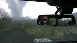 Piovono Lapilli Eruzione Etna 12 aprile 2012 Etna Eruption Raining Lapilli [upl. by Eidnil]