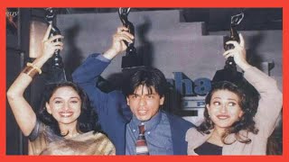 Shahrukh Khan Madhuri Dixit and Karisma Kapoor Win Dil toh pagal hai Filmfare awards [upl. by Eimat]