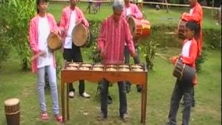 Totobuang Familie Bung Otis Salakay in Kusu KusuAmbon 20115 [upl. by Refanej]