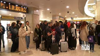 Sciopero treni a Milano cancellato un treno su quattro le proteste dei passeggeri [upl. by Addis]