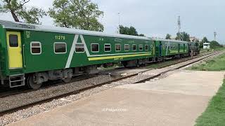 Greenline Express 6DN Departing from Chaklala Railway Station rawalpindi greenline [upl. by Trebor]