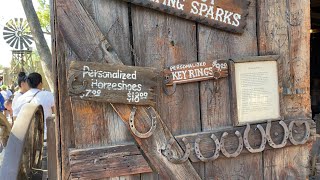 Blacksmith selling custom horseshoes at Knotts Berry Farm 🐴 [upl. by Georgeta]