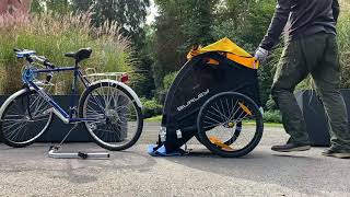 Dismantling Burley Bee in 2min  KID BIKE TRAILER  バイクトレーラーの片付け方 [upl. by Kettie884]