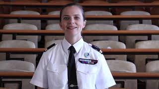 portrait Cursus dun officier sous contrat OSC Officier de communication [upl. by Nwahser224]