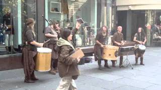 Clanadonia  Scottish music in Buchanan Street Glasgow [upl. by Otrebmuh]