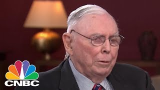 Charlie Munger Bitcoin Is Worthless Artificial Gold  CNBC [upl. by Behrens]