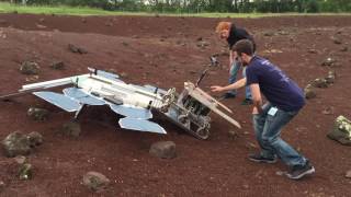 En coulisses  Essai de rover sur le terrain martien SEROM du CNES  19052016 [upl. by Tada88]