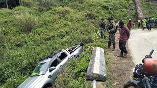 ORG GUNUNG CARI UANG PENUH RESIKO LEWAT MEDAN BERBAHAYA [upl. by Assilac]