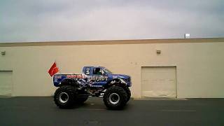 Bigfoot Monster Truck arrives in Petaluma [upl. by Maryanne]