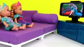 Elsa amp Anna toddlers  hotel  watching TV  Playing  vacation adventure [upl. by Eellac673]