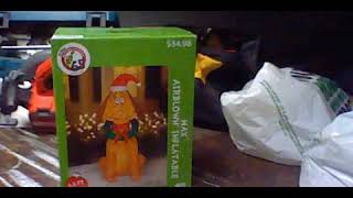 Gemmy inflatable max with wreath talking video [upl. by Gebhardt]