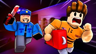 Kena Kejar Dengan Weird Strict Guard Dalam Hotel 5 Bintang Roblox Malaysia [upl. by Ger]